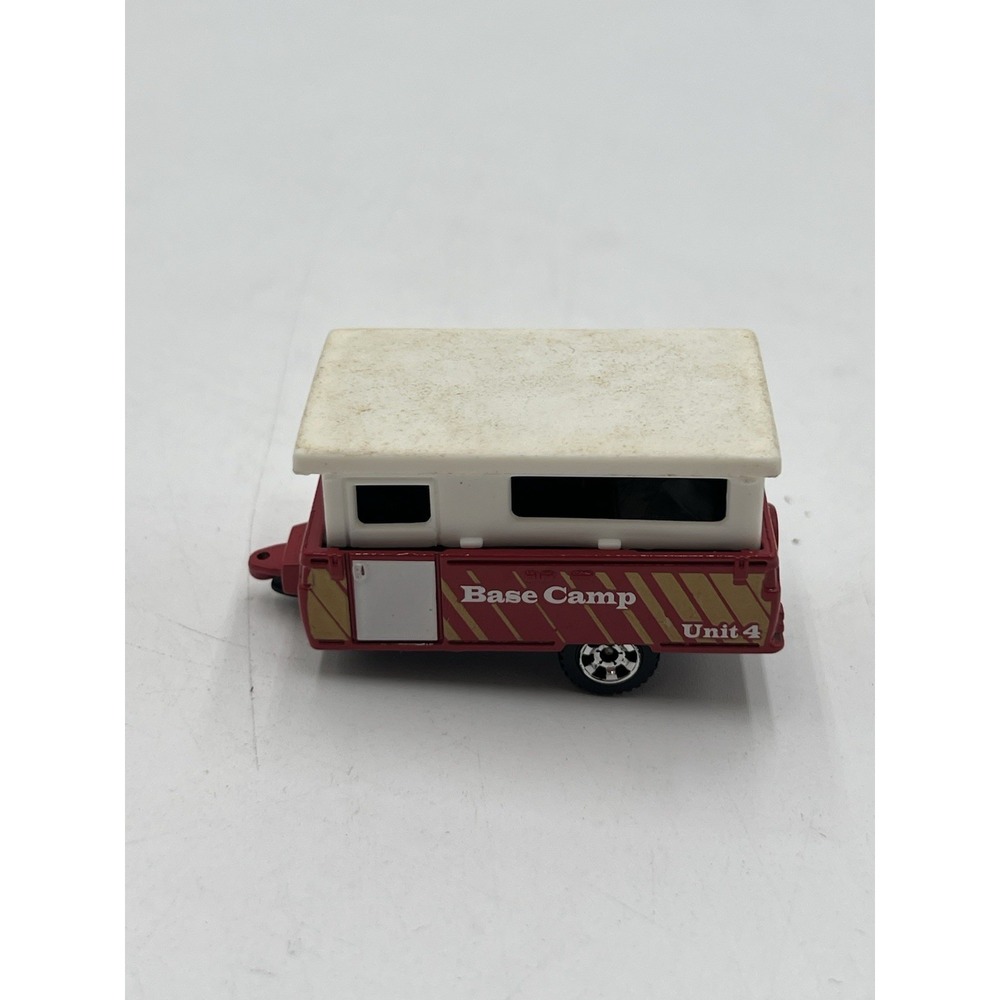 Matchbox MB447 Pop Up Camper Base Camp Unit 4 Red Trailer Loose